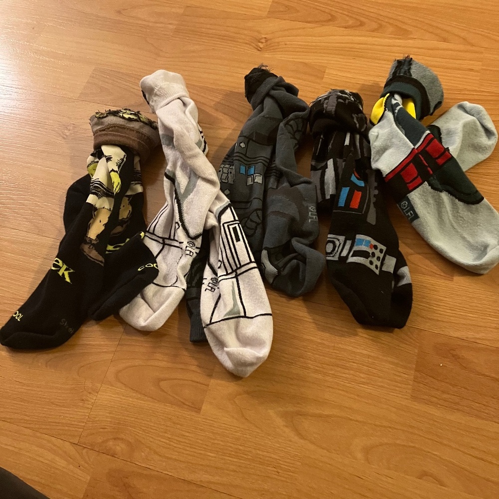 Star Wars Socks (4 Pairs) + Free Pair of Shrek Socks!
